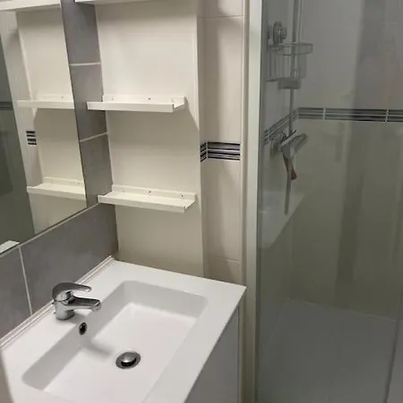 Apartment Le Nid Familial - Centre Gare Tours